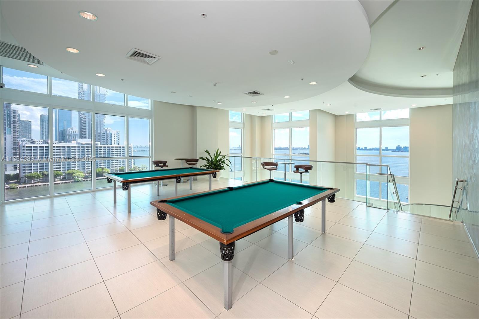 QUANTUM ON THE BAY CONDO - Residential