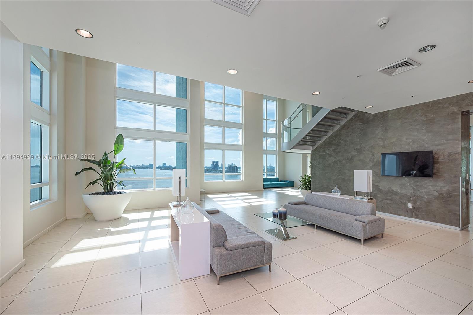 QUANTUM ON THE BAY CONDO - Residential