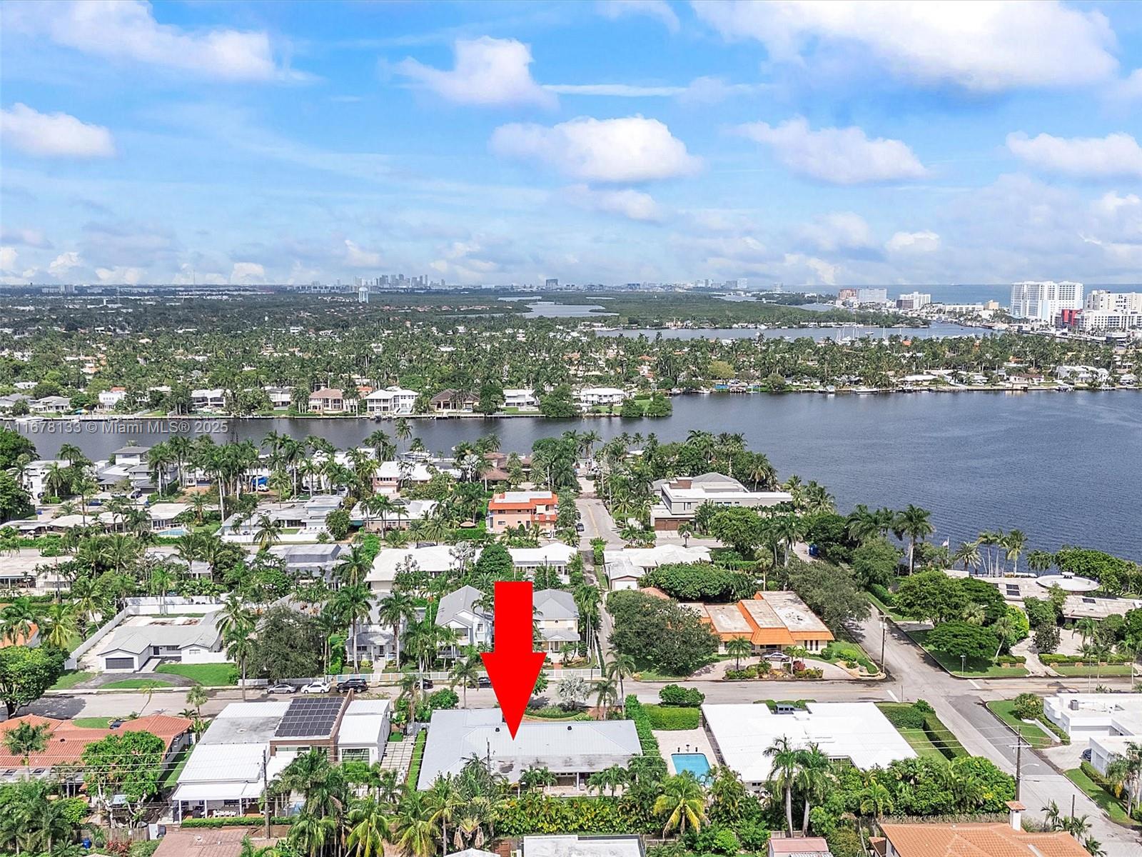 HOLLYWOOD LAKES SECTION - Residential