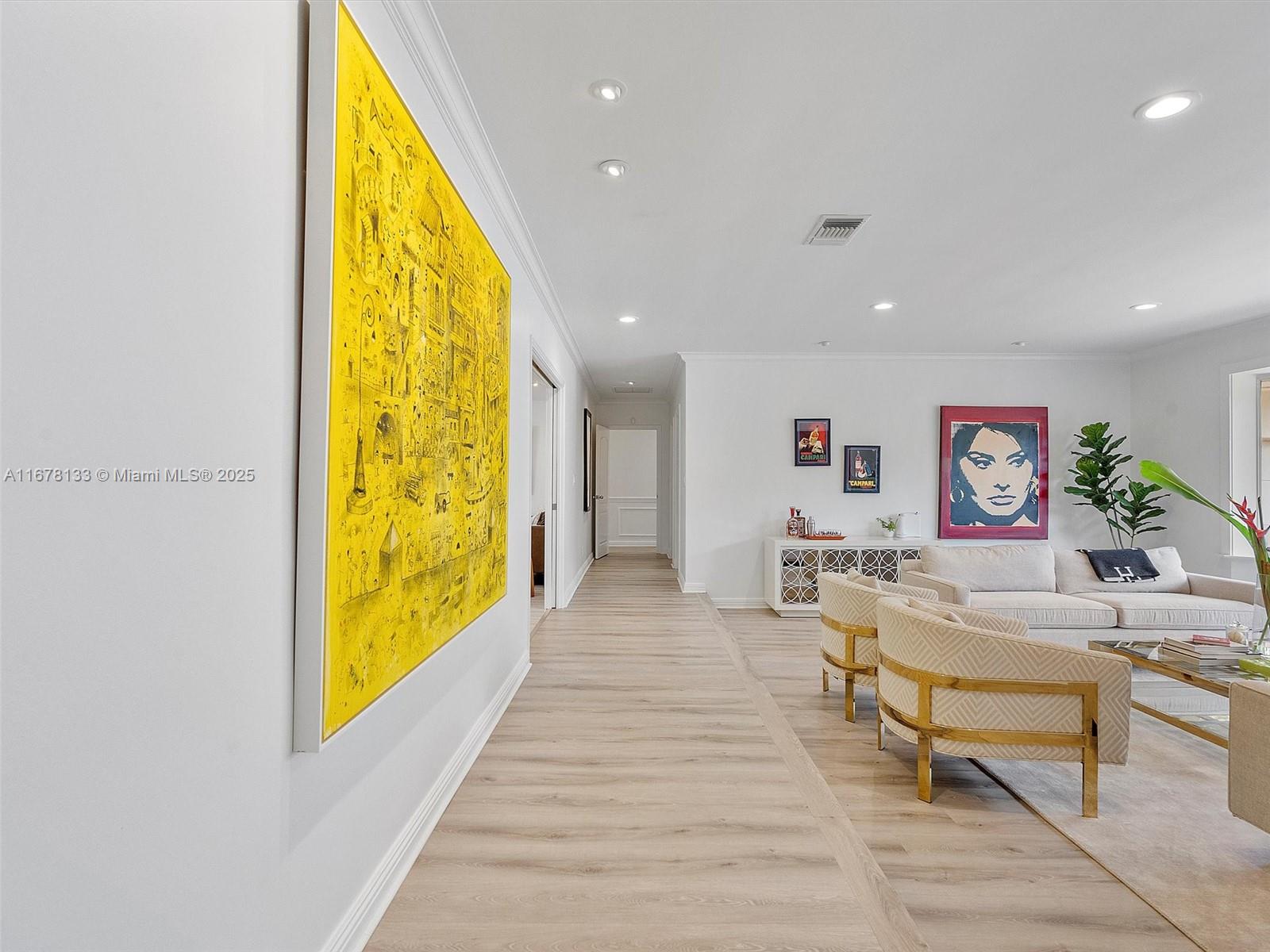 HOLLYWOOD LAKES SECTION - Residential