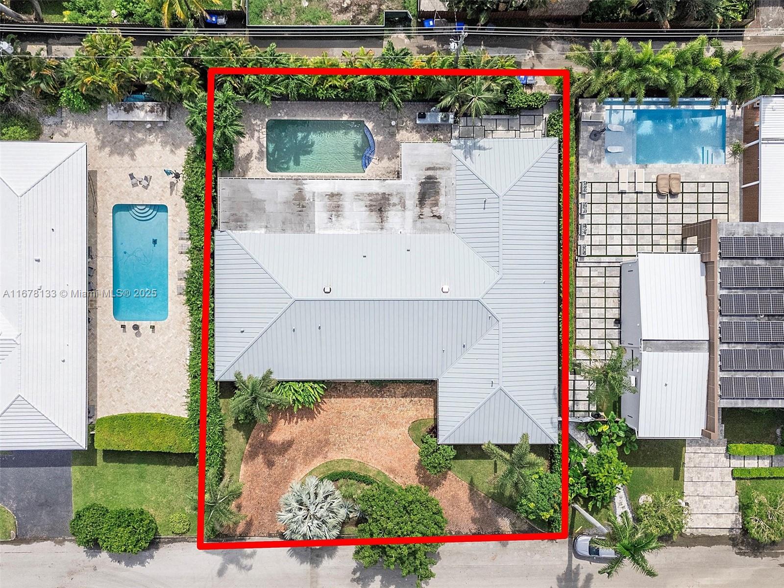 HOLLYWOOD LAKES SECTION - Residential