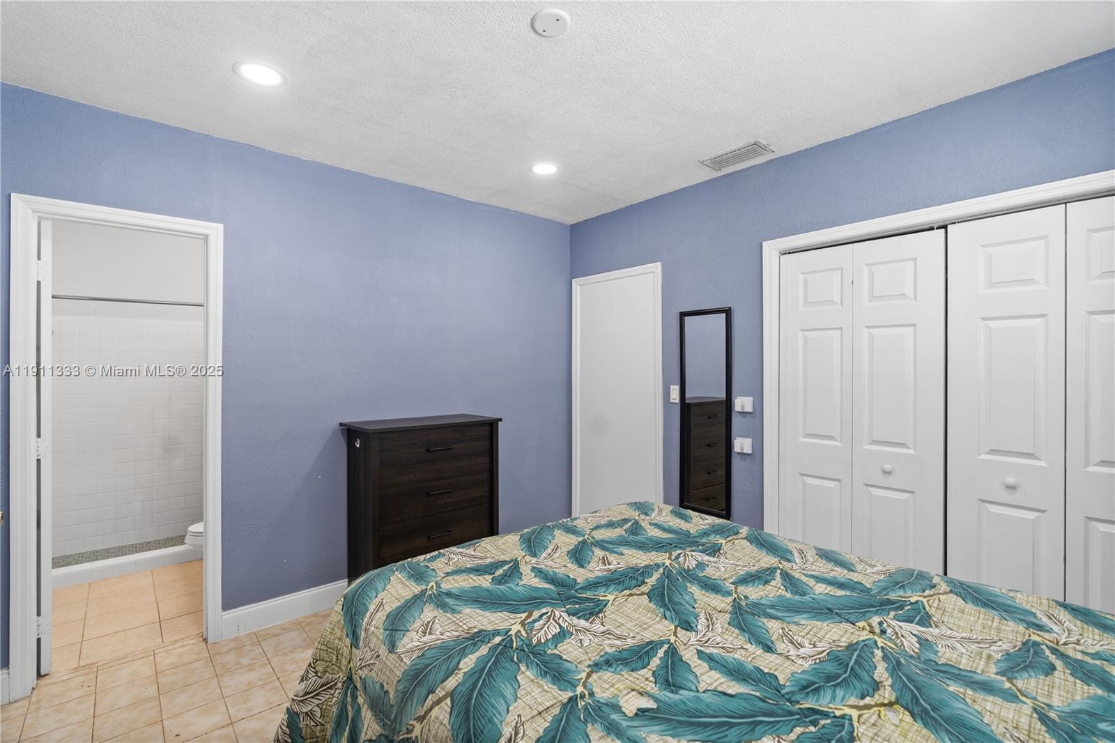 PALM SPRINGS SEC 4 - 5TH - Residential Lease