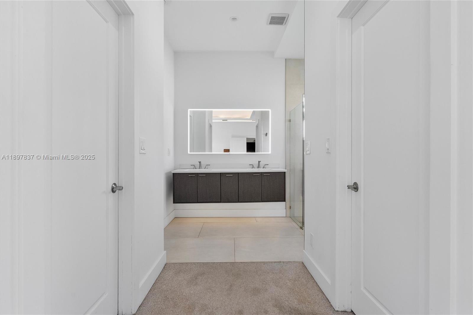 SOUTH NEW RIVER ISLES SEC - Residential