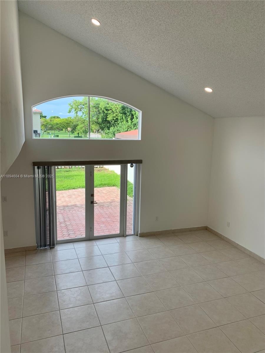 SILVER LAKES NORTH - Residential Lease