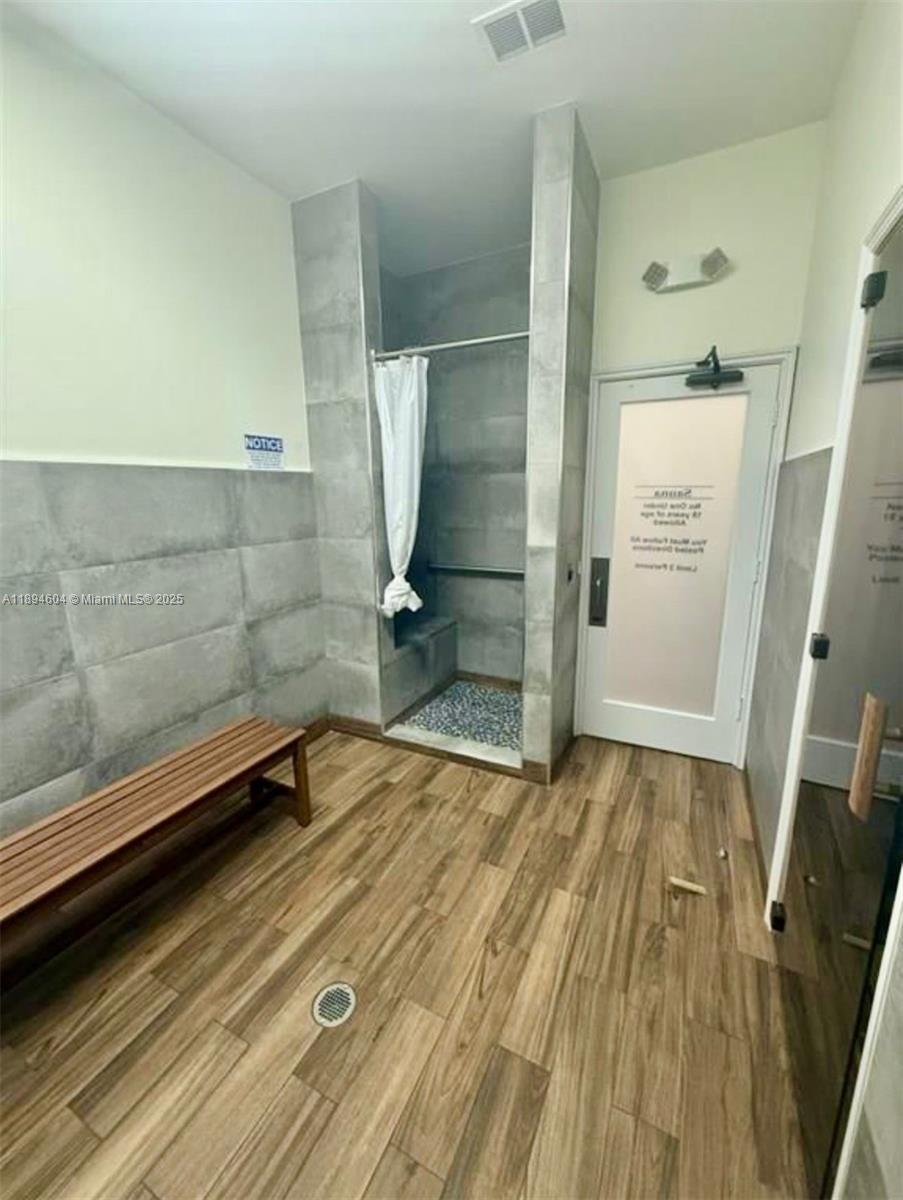 SILVER LAKES NORTH - Residential Lease