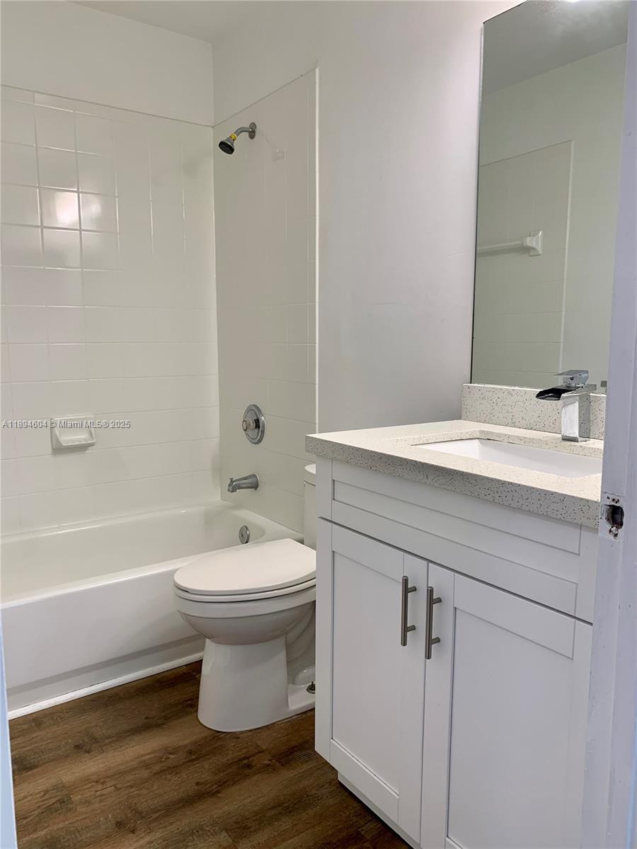 SILVER LAKES NORTH - Residential Lease