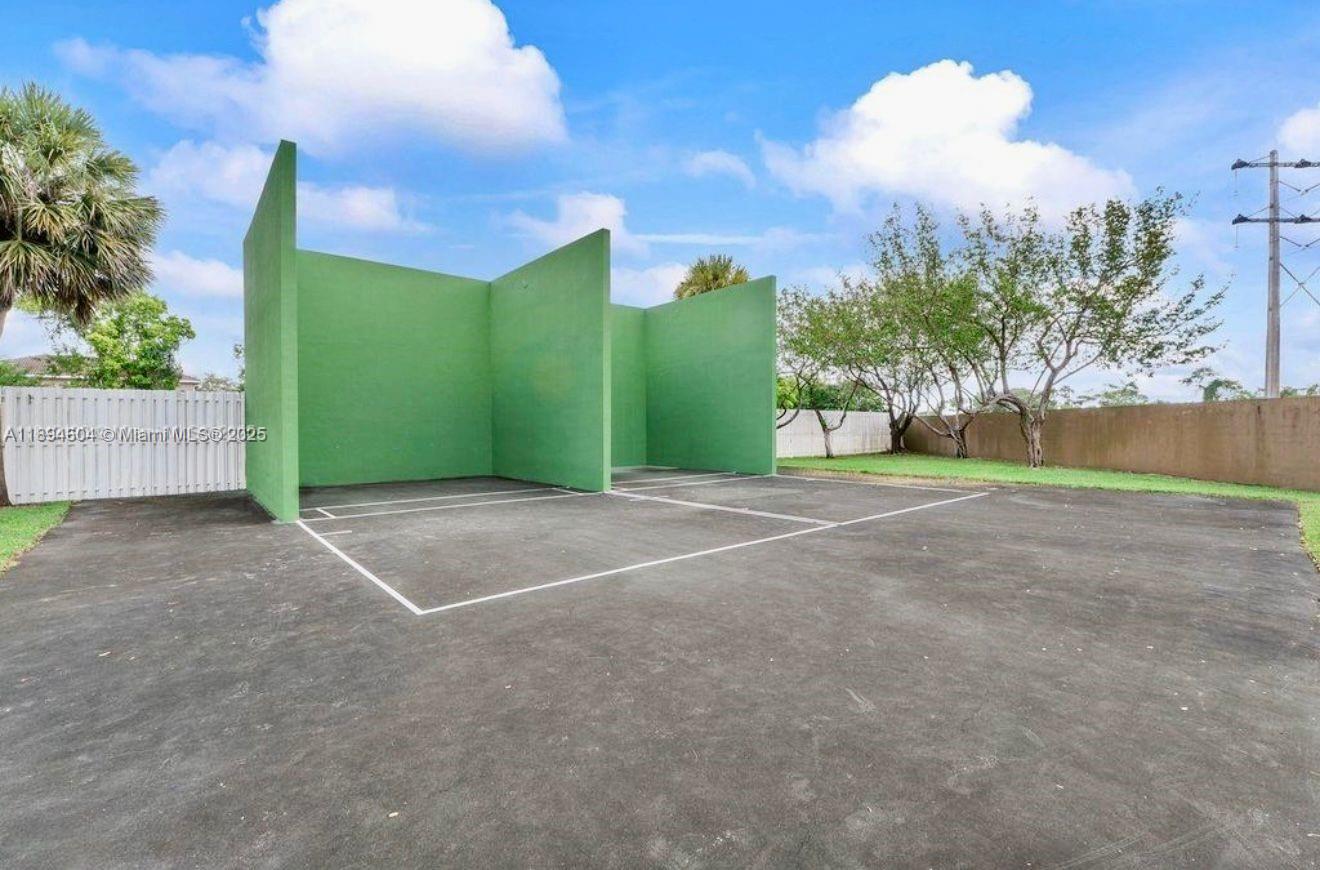 SILVER LAKES NORTH - Residential Lease