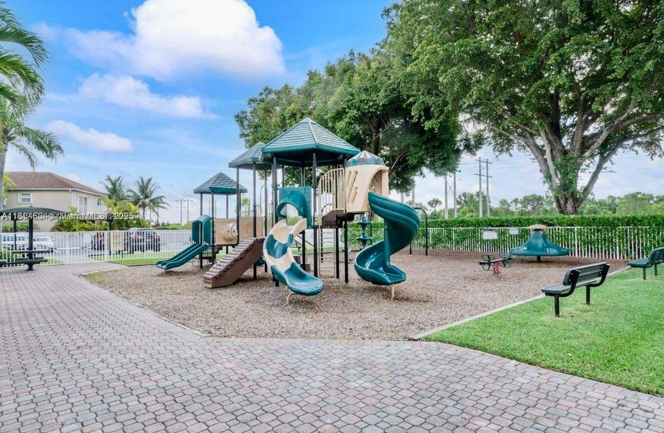 SILVER LAKES NORTH - Residential Lease