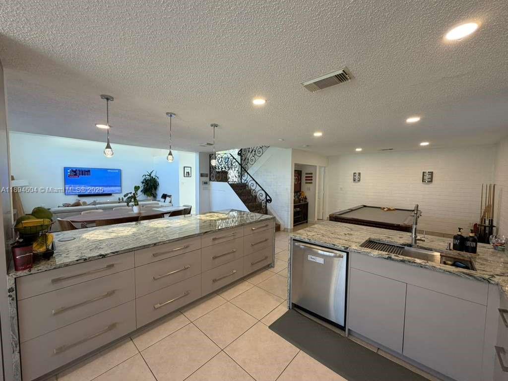 SILVER LAKES NORTH - Residential Lease