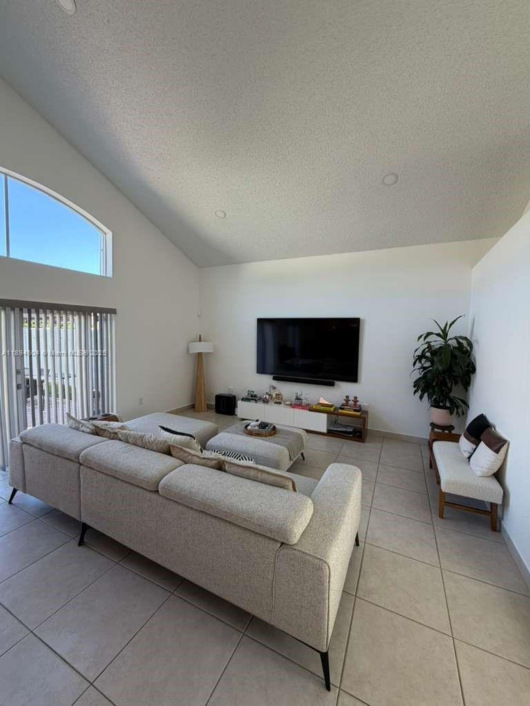 SILVER LAKES NORTH - Residential Lease