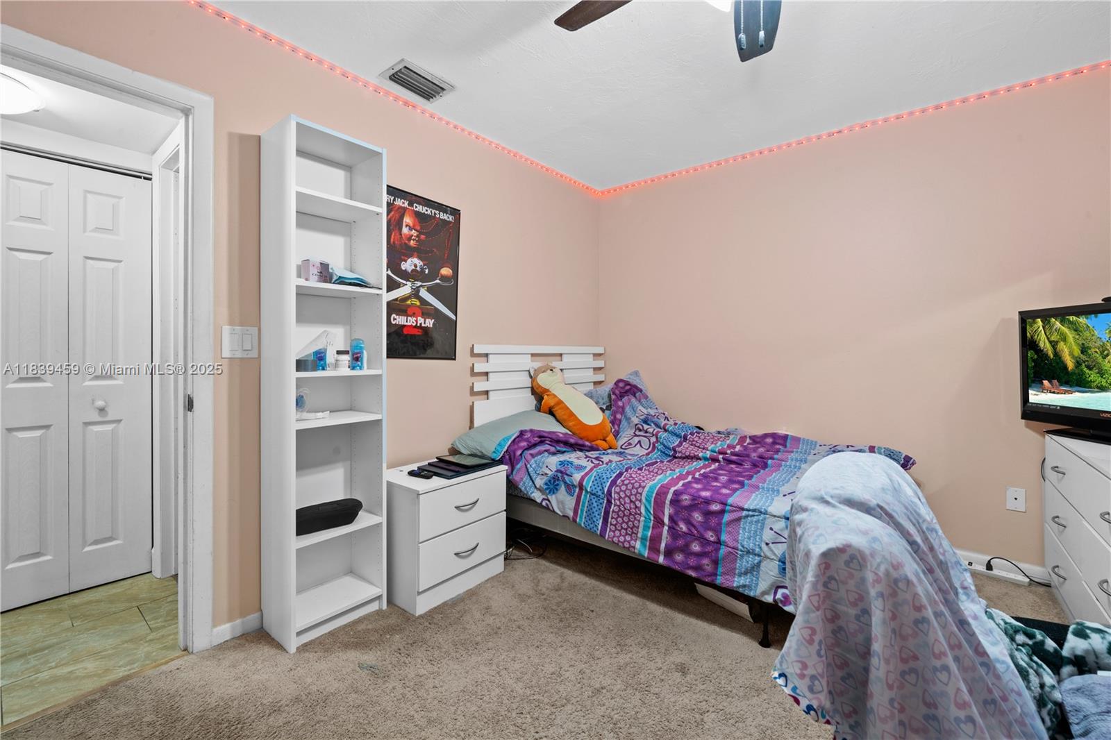 LAKESHORE CONDO 6 - Residential