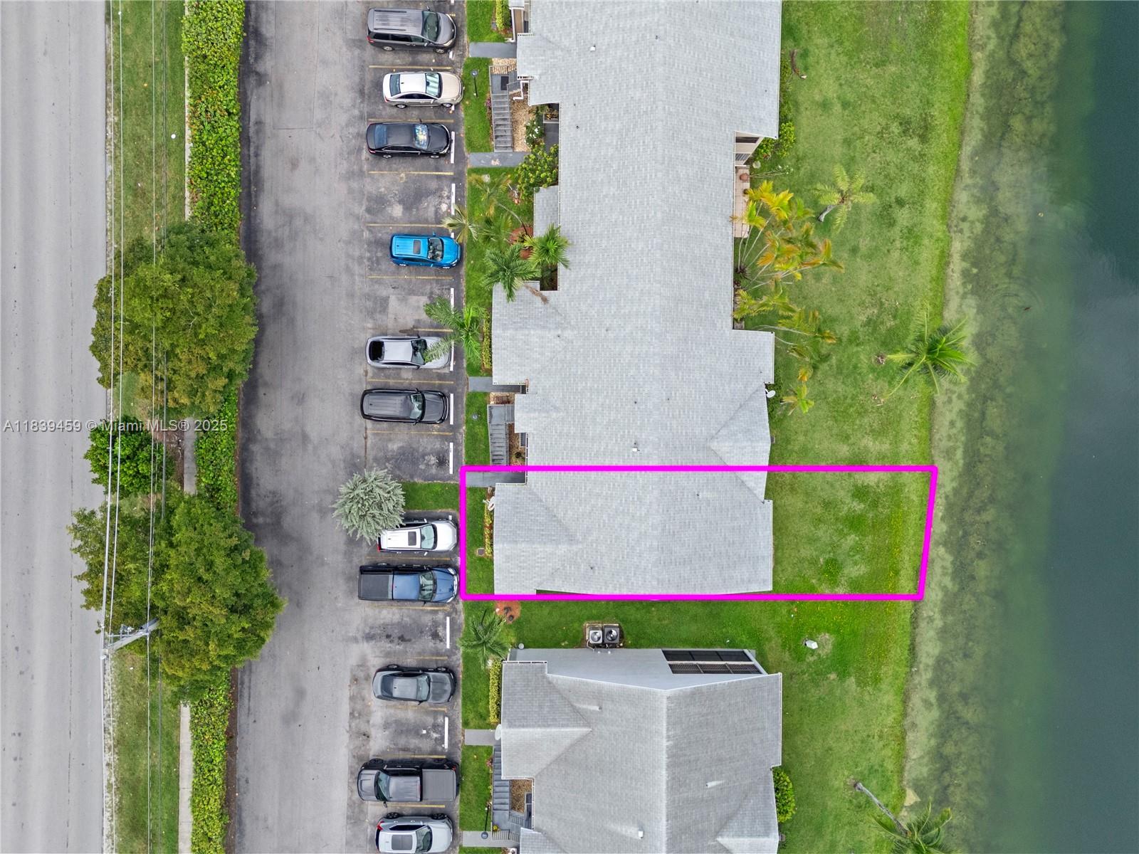 LAKESHORE CONDO 6 - Residential