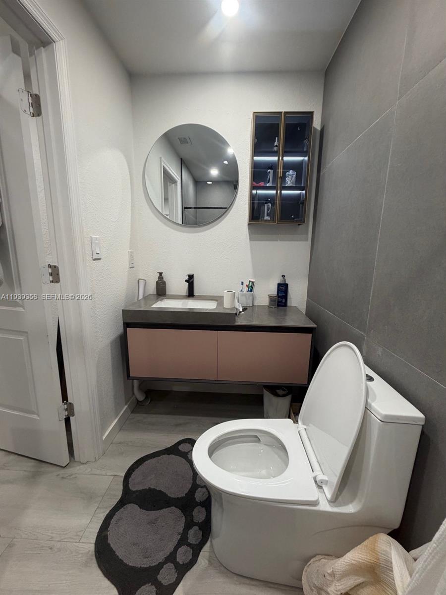 FAIRMONT - Residential