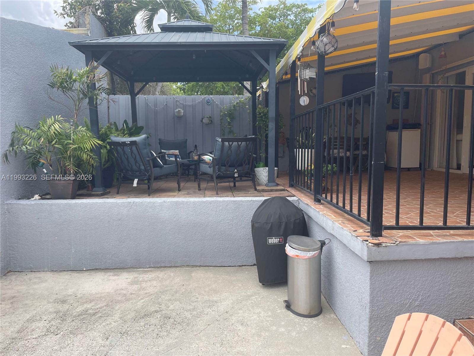 MIAMI LAKES WINDMILL GATE - Residential