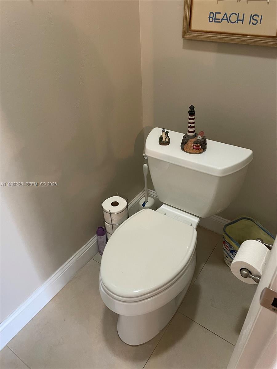 MIAMI LAKES WINDMILL GATE - Residential