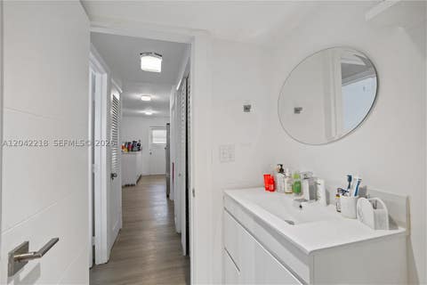 Tiny photo for 1614 West Ave #203, Miami Beach, FL 33139 (MLS # A12042218)