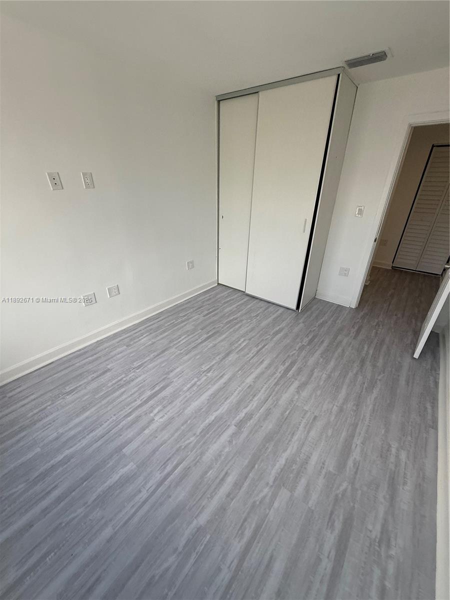 PARADISE GARDENS - Residential Lease