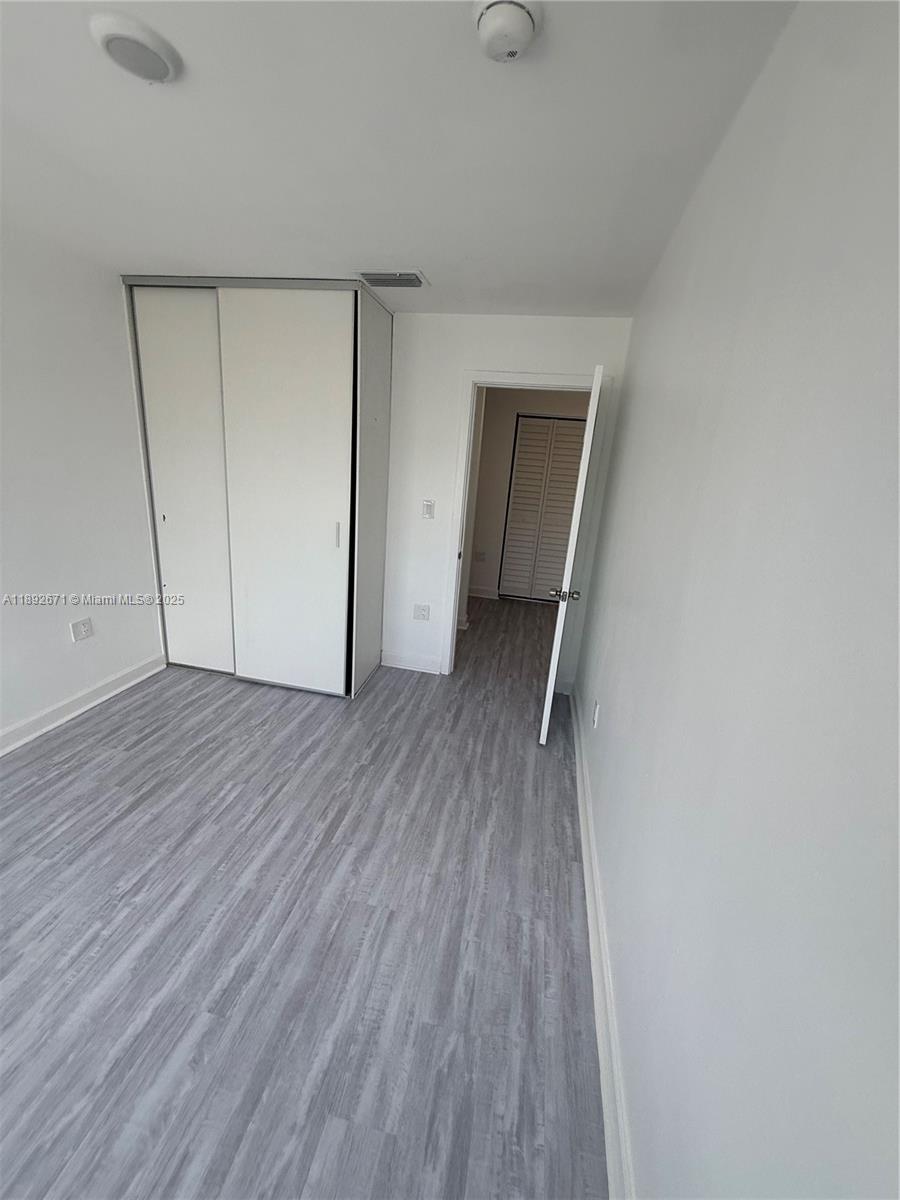 PARADISE GARDENS - Residential Lease
