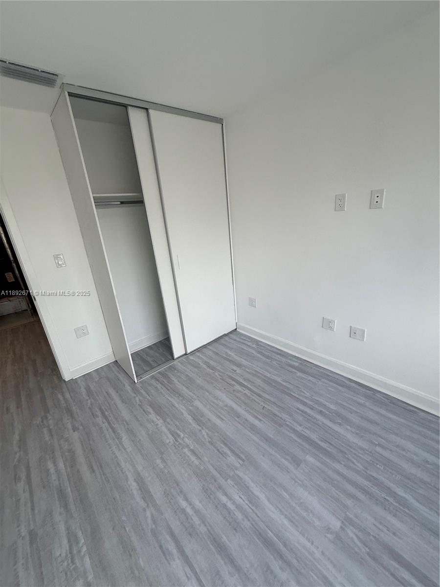 PARADISE GARDENS - Residential Lease