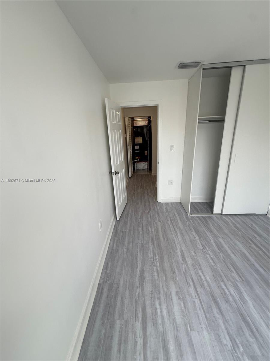 PARADISE GARDENS - Residential Lease