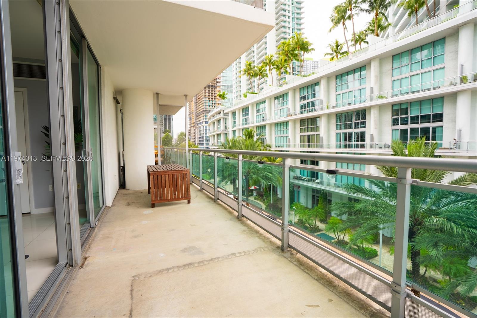 WIND CONDO - Residential