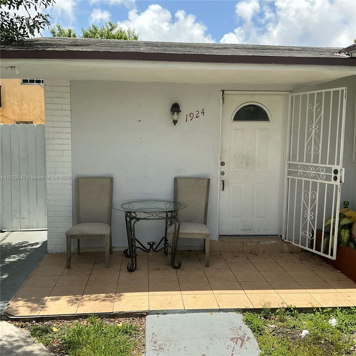 HOLLEMAN MANOR - Residential Income