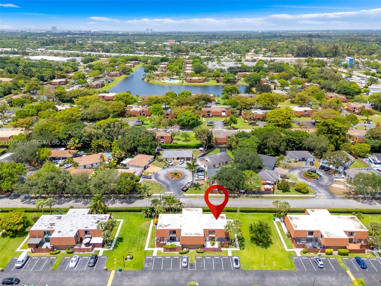 C H E ACRES - Residential