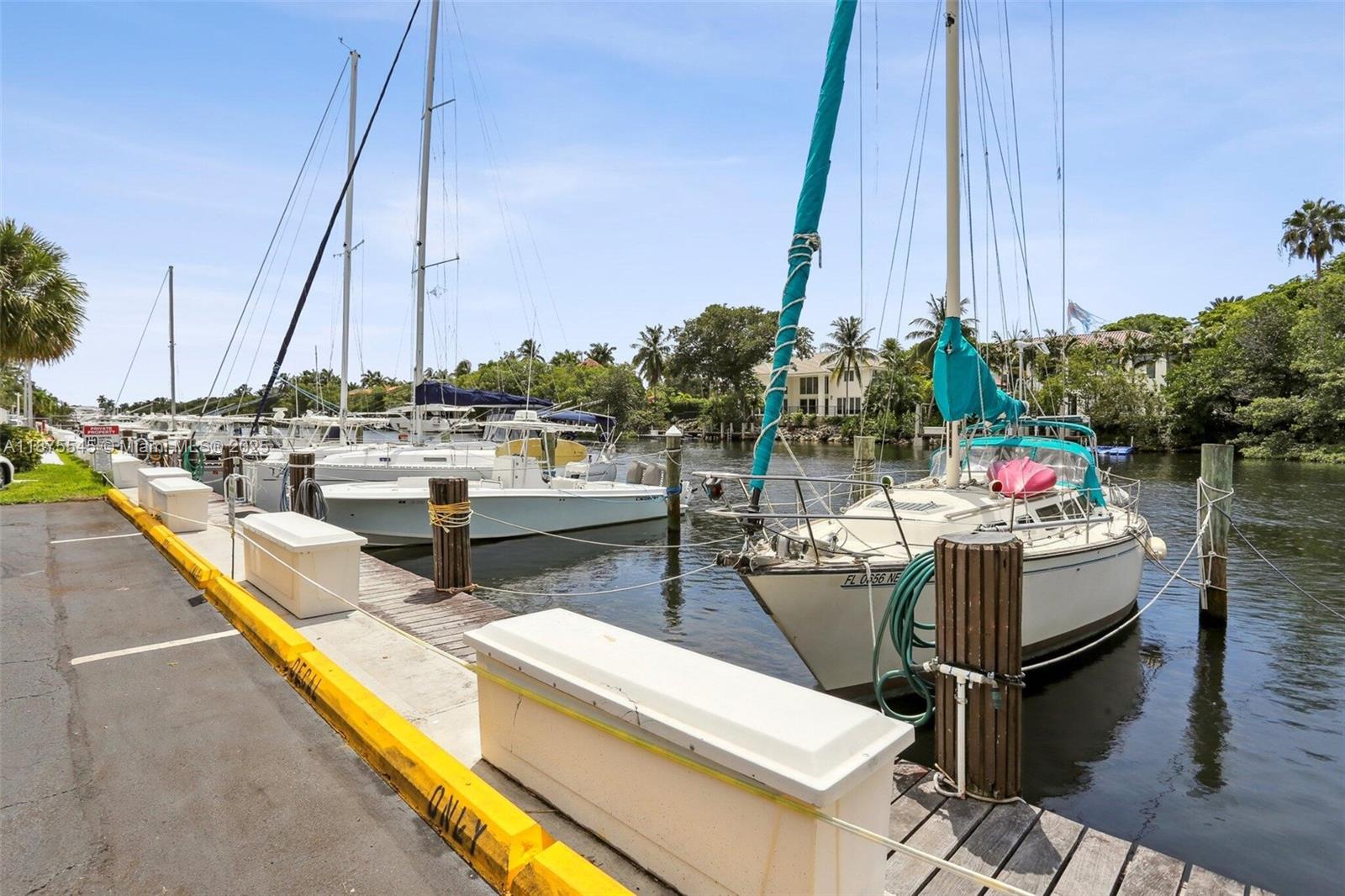 WATERS EDGE OF CORAL GABL - Residential