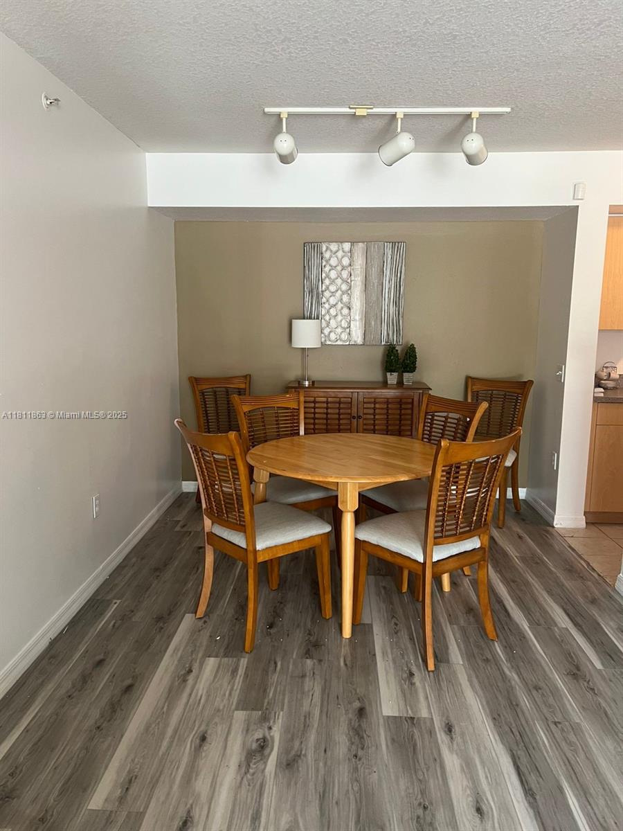 VILLA DEL SOL CONDO - Residential Lease