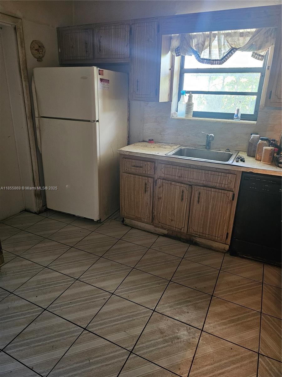 1970 NW 187th Ter