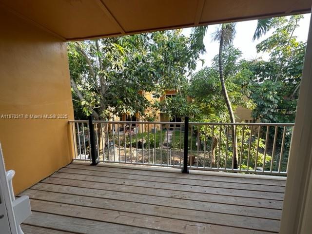 SUNRISE TOWNE PREFERRED 4 - Residential