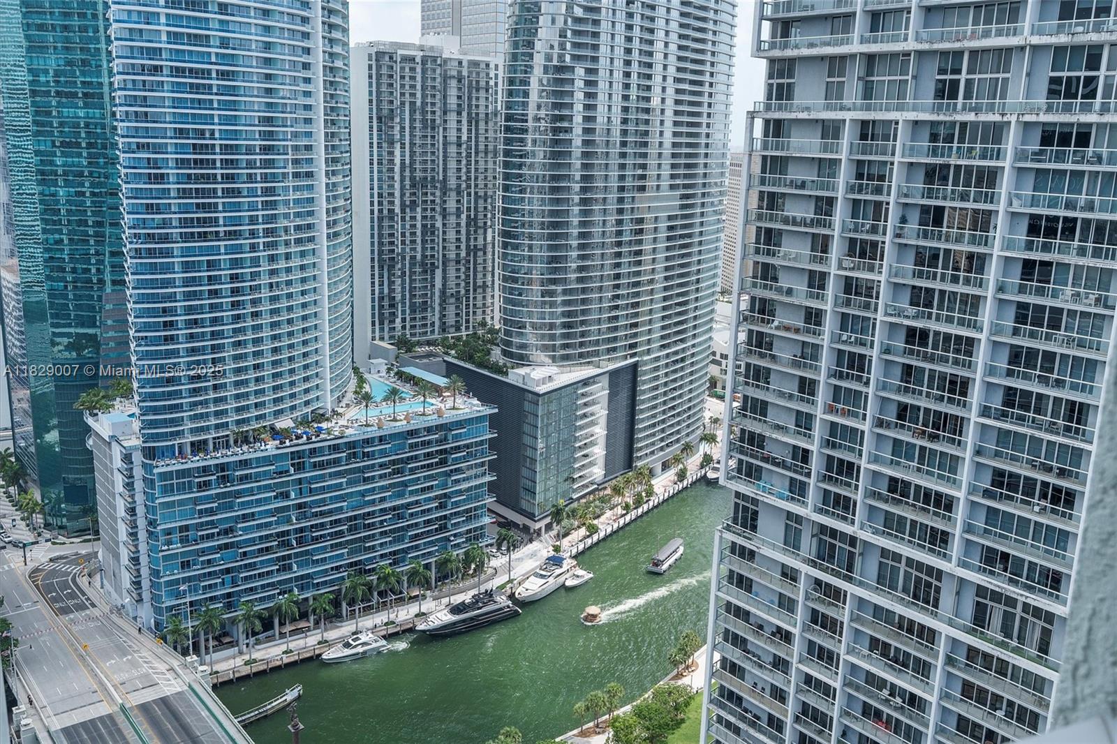 500 BRICKELL EAST CONDO - Residential