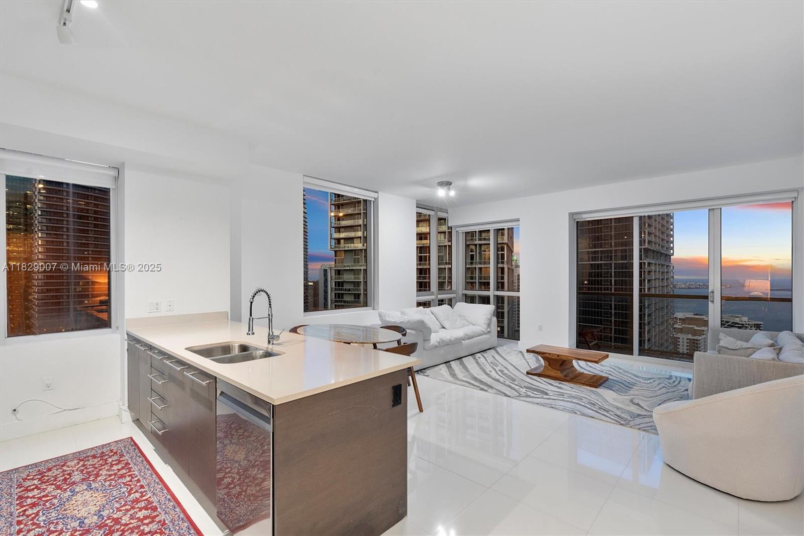 500 BRICKELL EAST CONDO - Residential