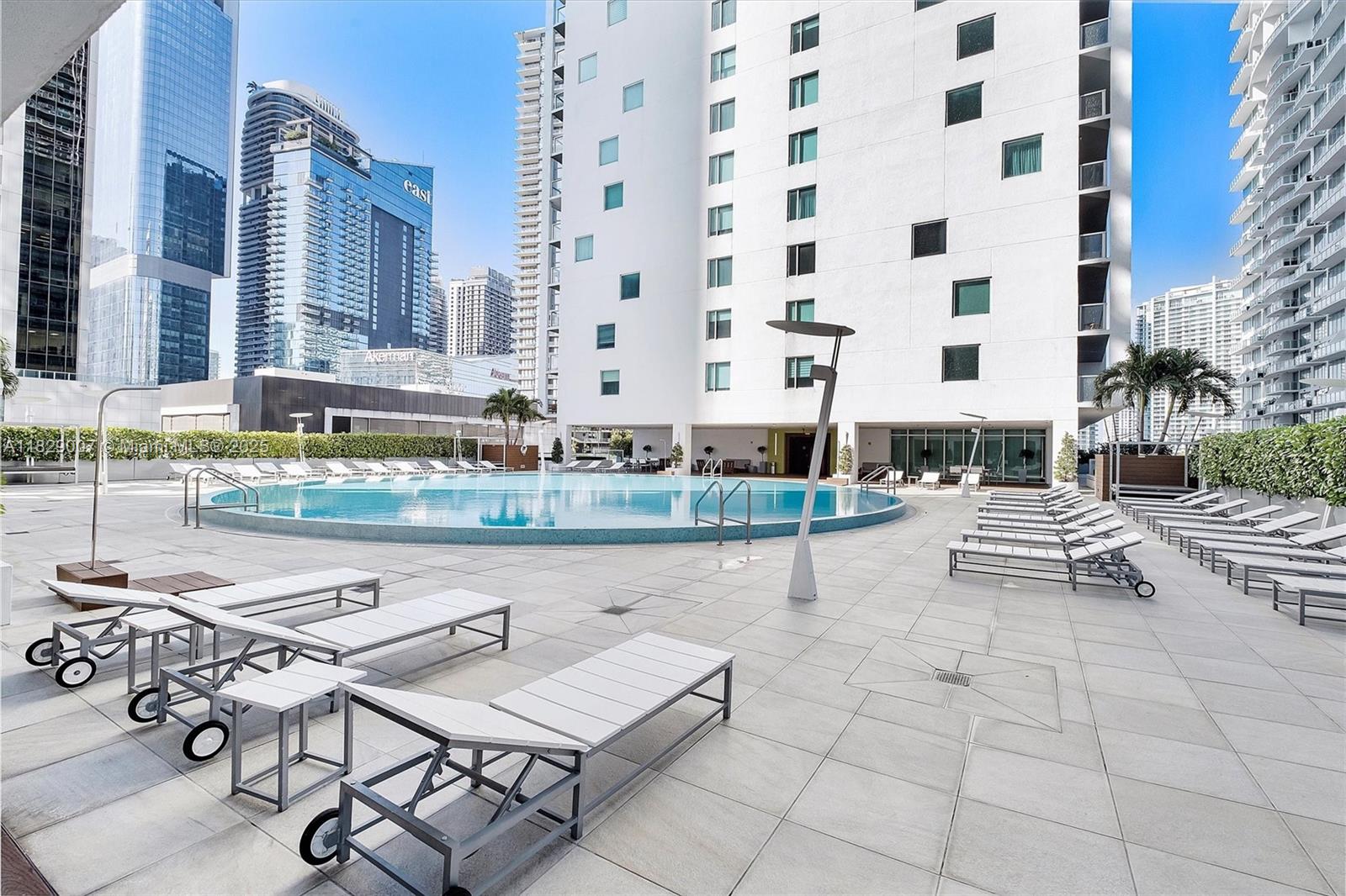 500 BRICKELL EAST CONDO - Residential