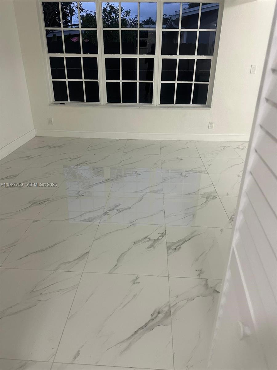 DRIFTWOOD ACRES NO 18 - Residential