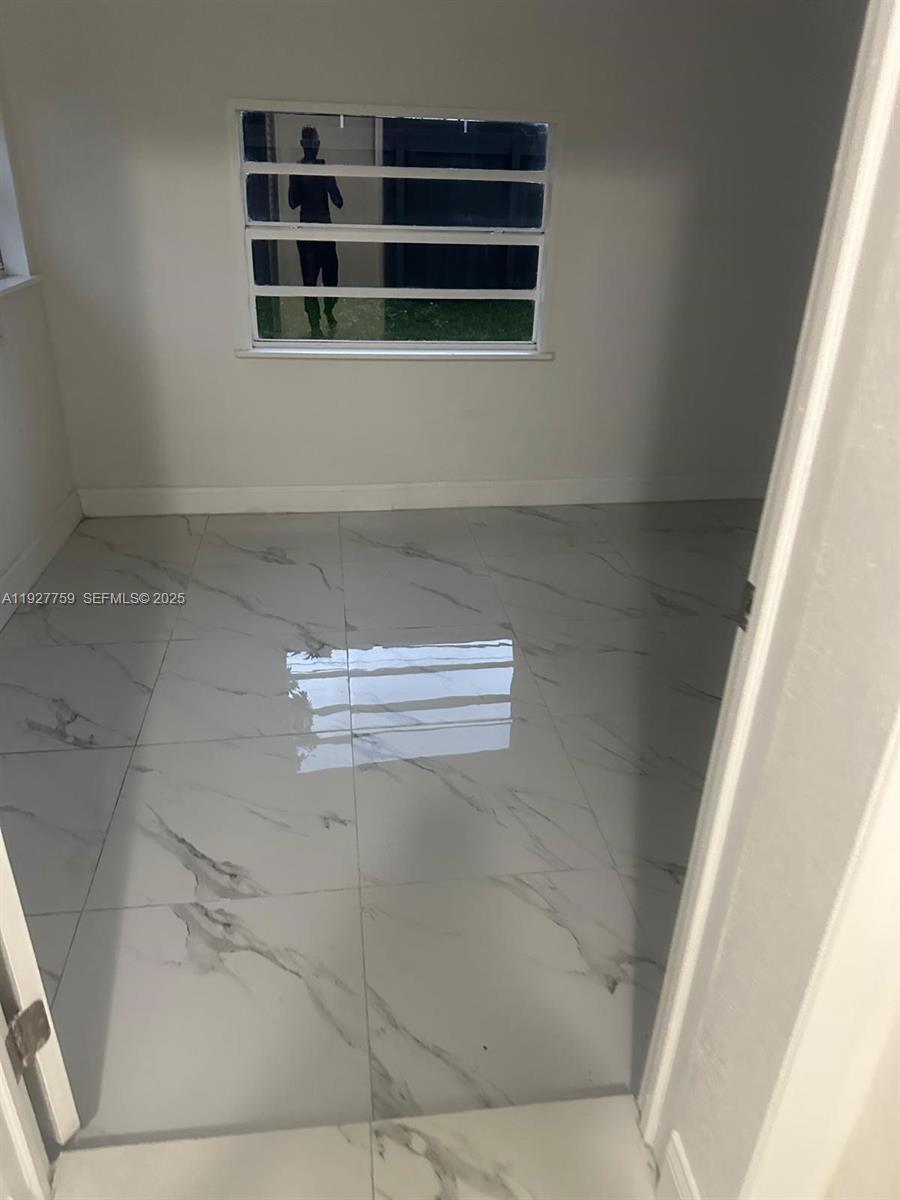 DRIFTWOOD ACRES NO 18 - Residential