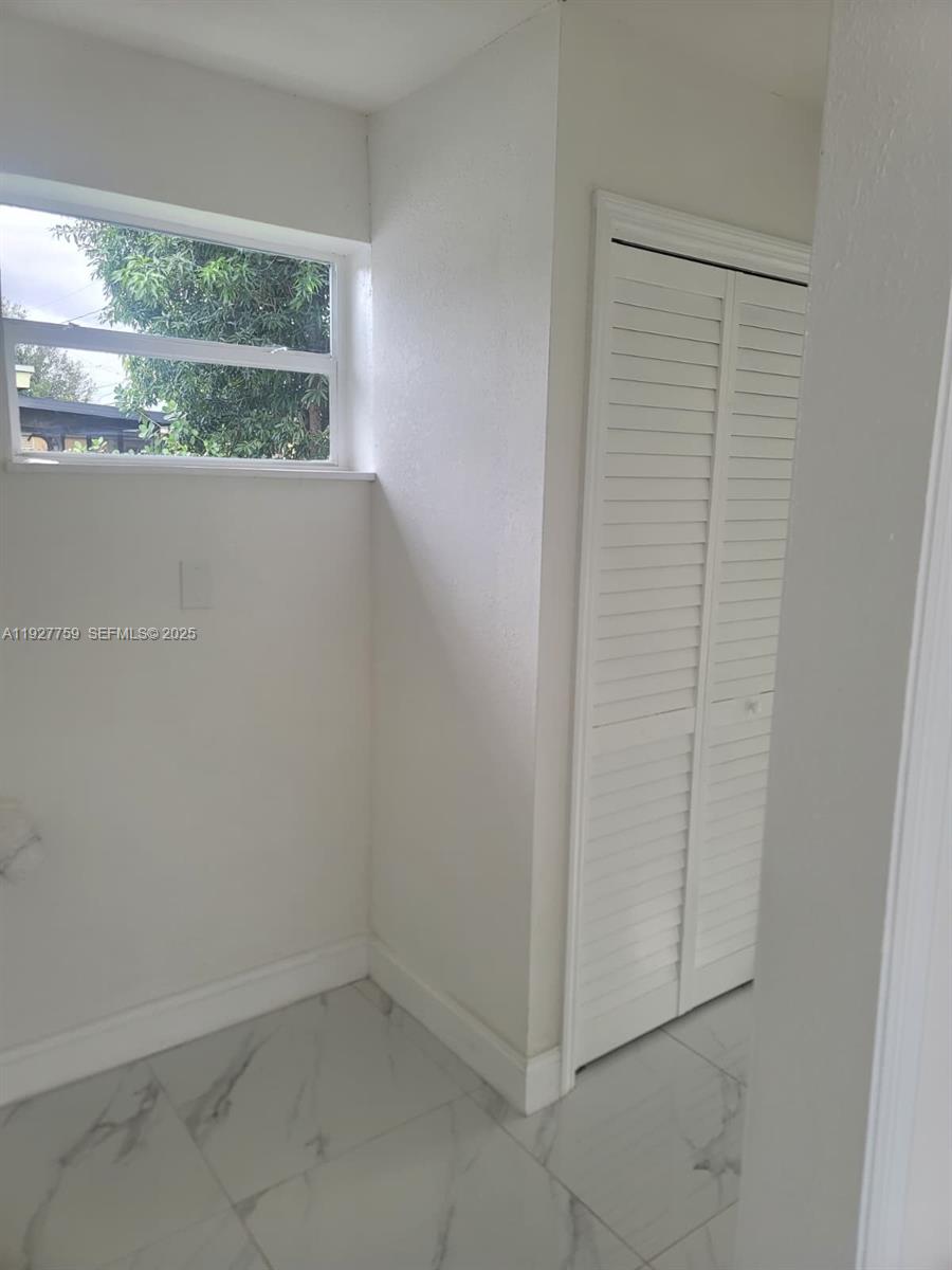 DRIFTWOOD ACRES NO 18 - Residential