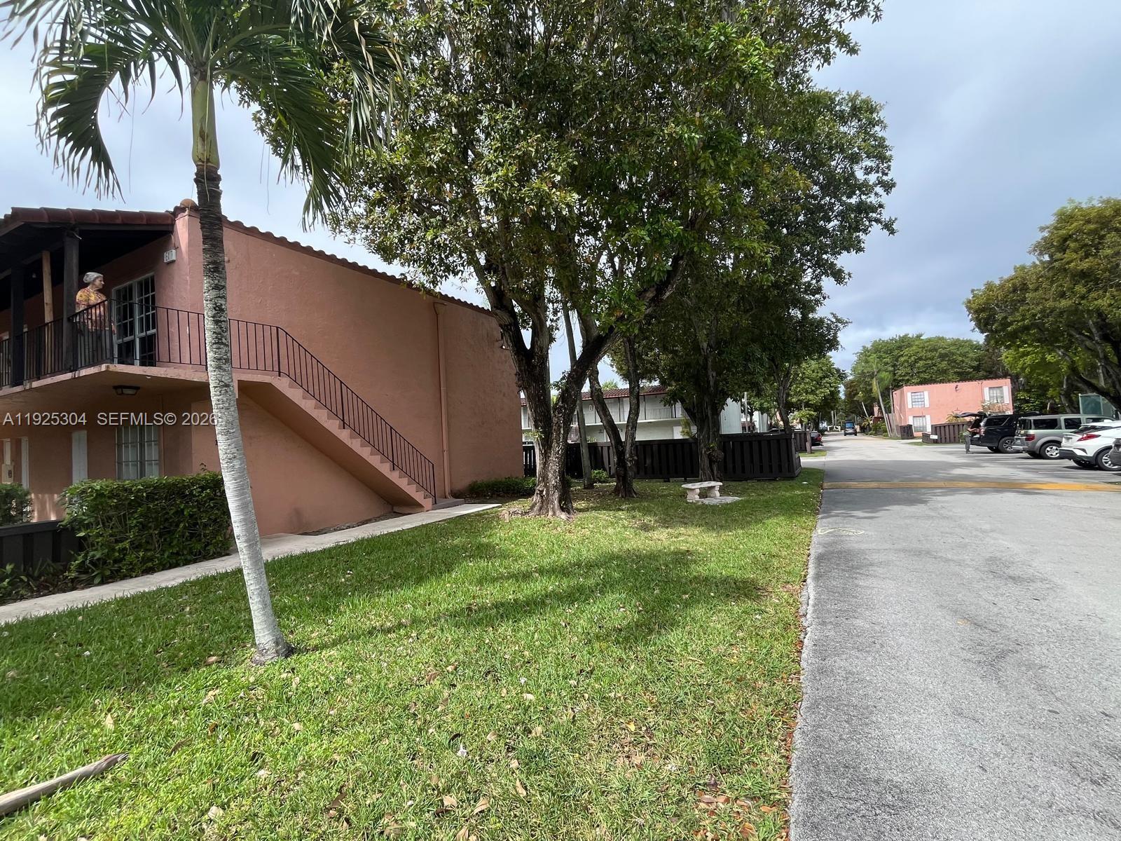 SPANISH TRACE CONDO - Residential