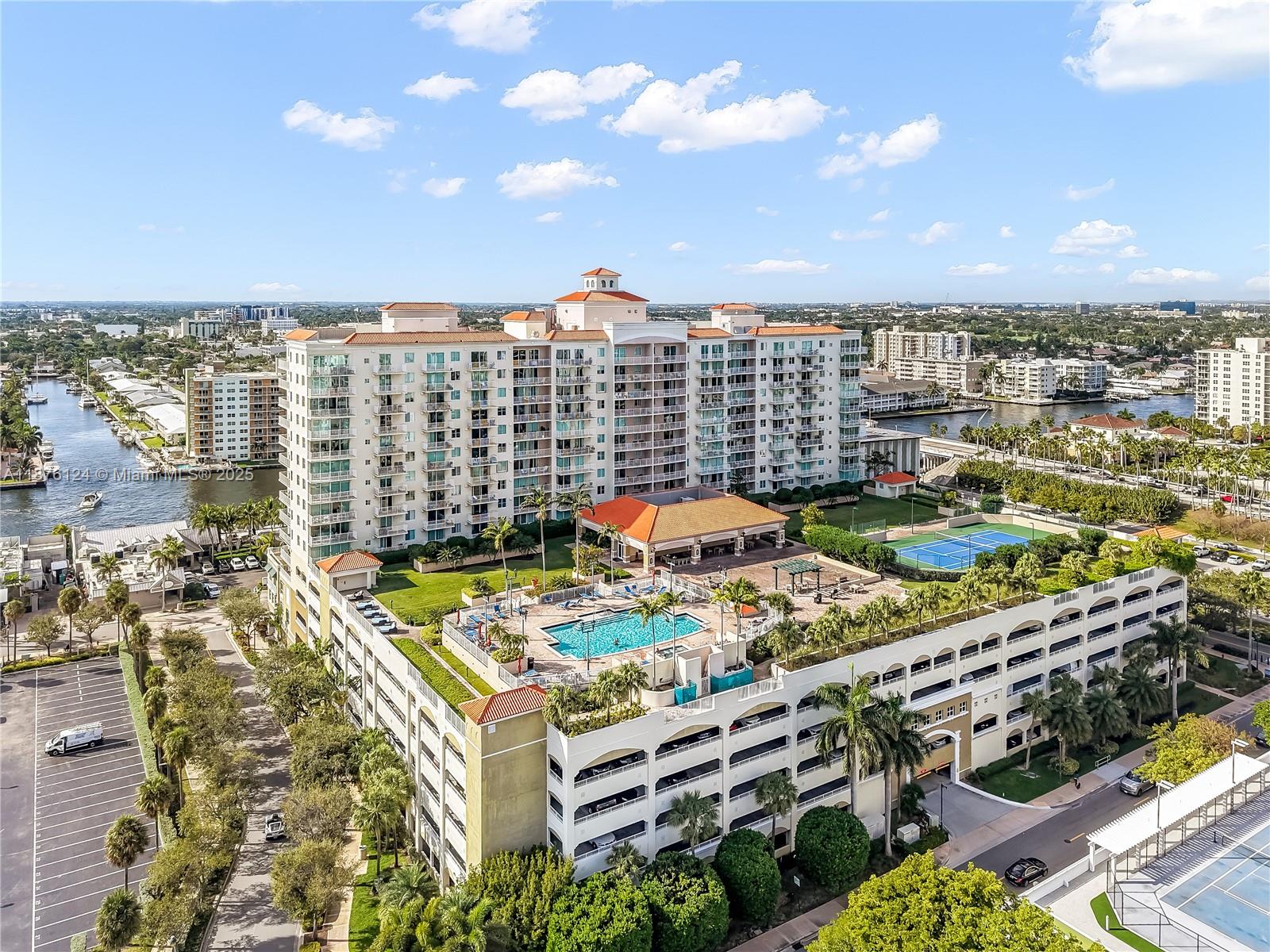 TIDES AT BRIDGESIDE SQUAR - Residential