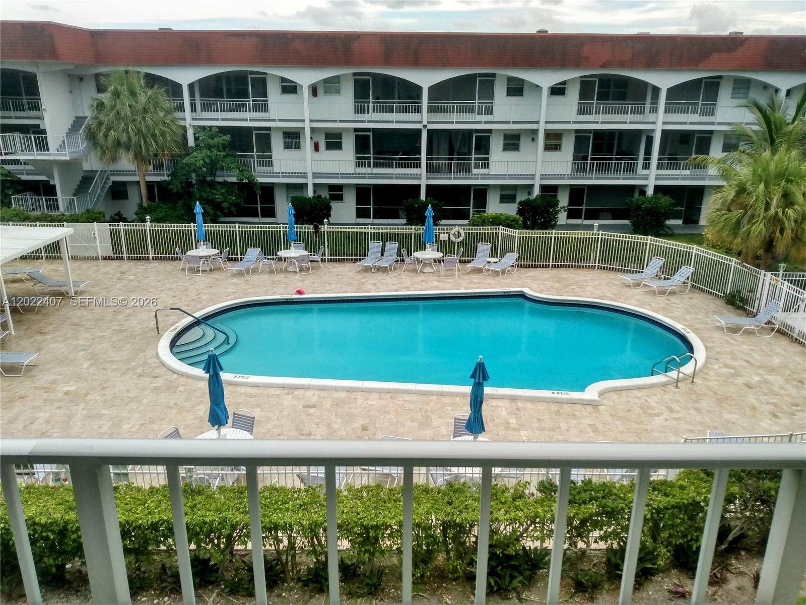 581 Blue Heron Dr 315-B
