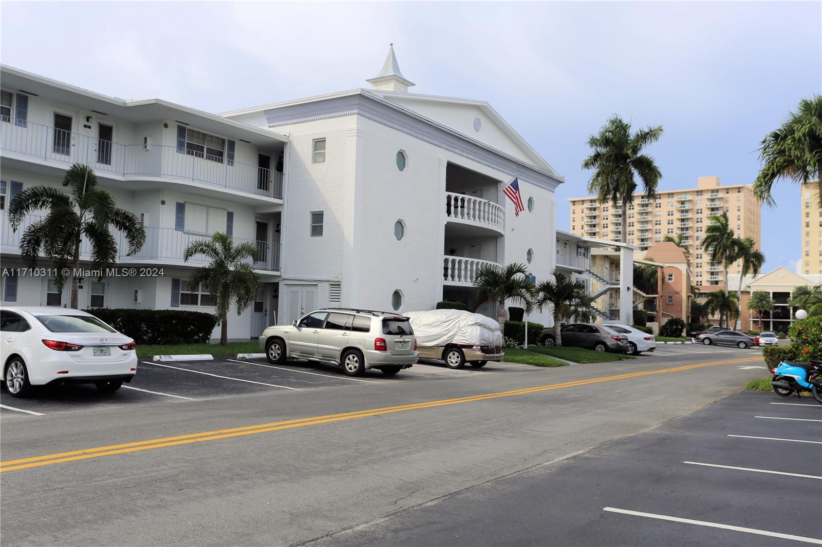 ISLE OF PARADISE CO-OP - Residential Lease
