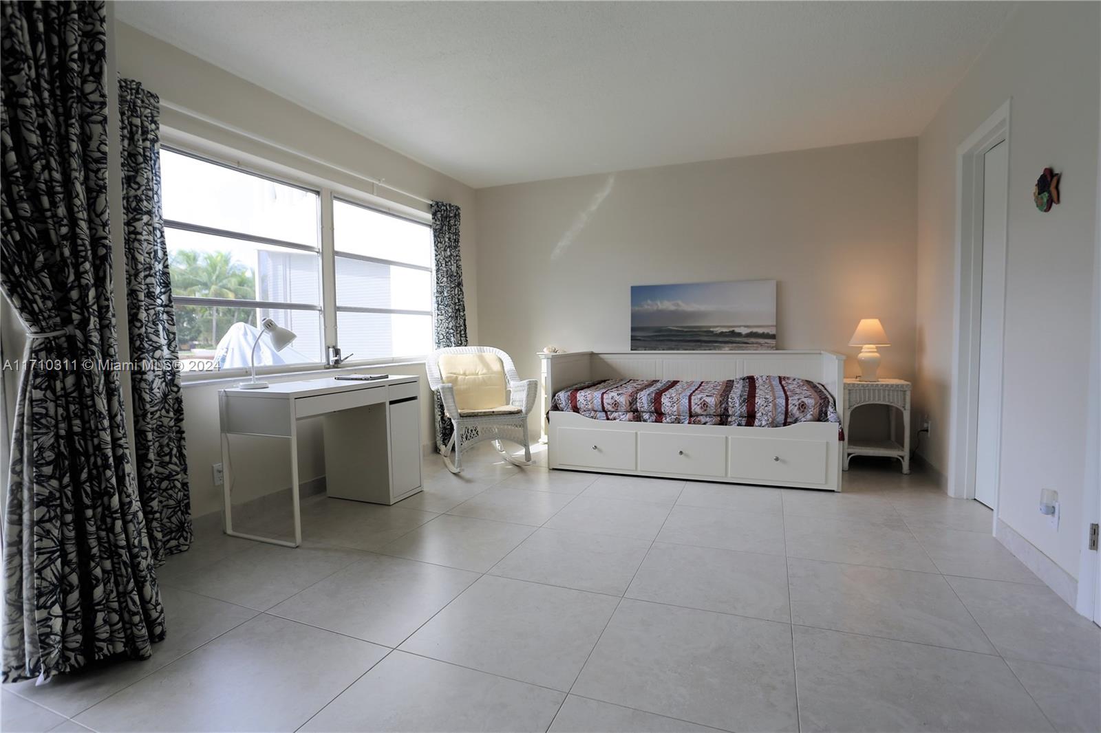 ISLE OF PARADISE CO-OP - Residential Lease