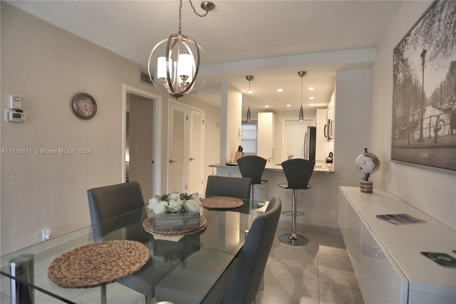 ISLE OF PARADISE CO-OP - Residential Lease