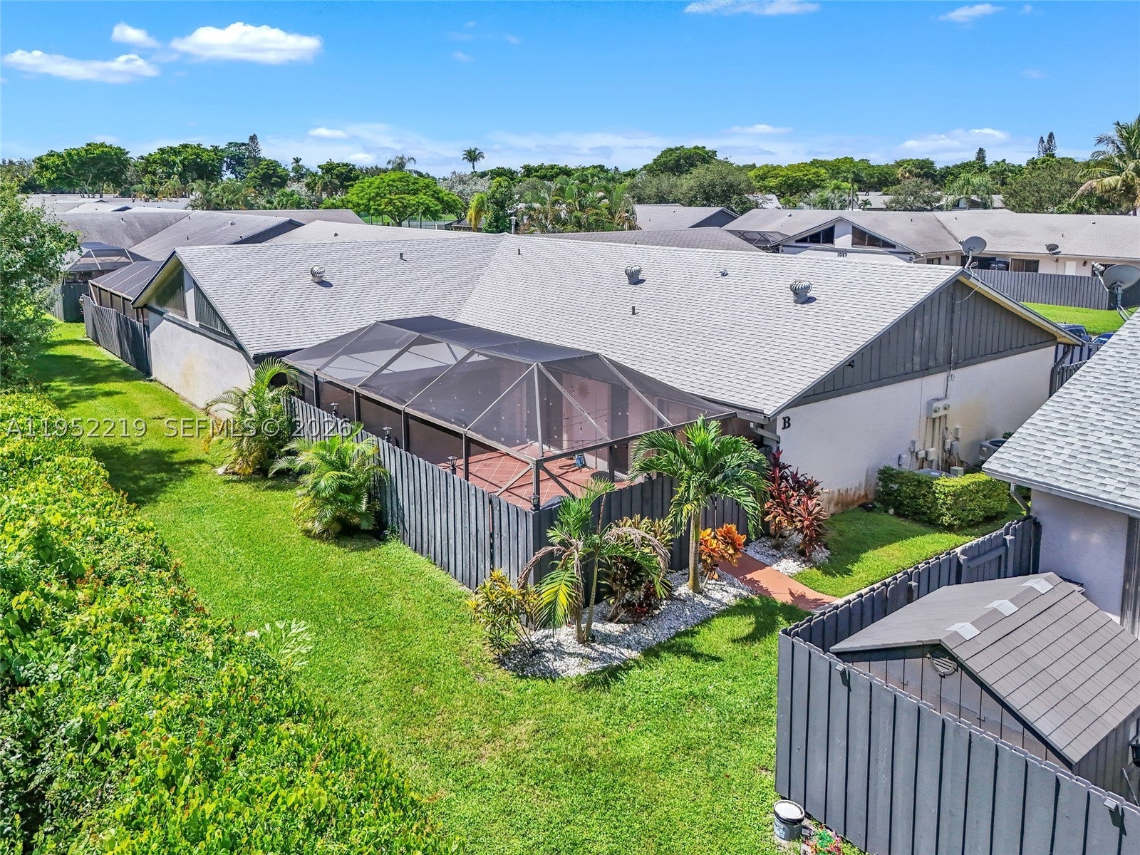 1050 Summit Trail Cir B