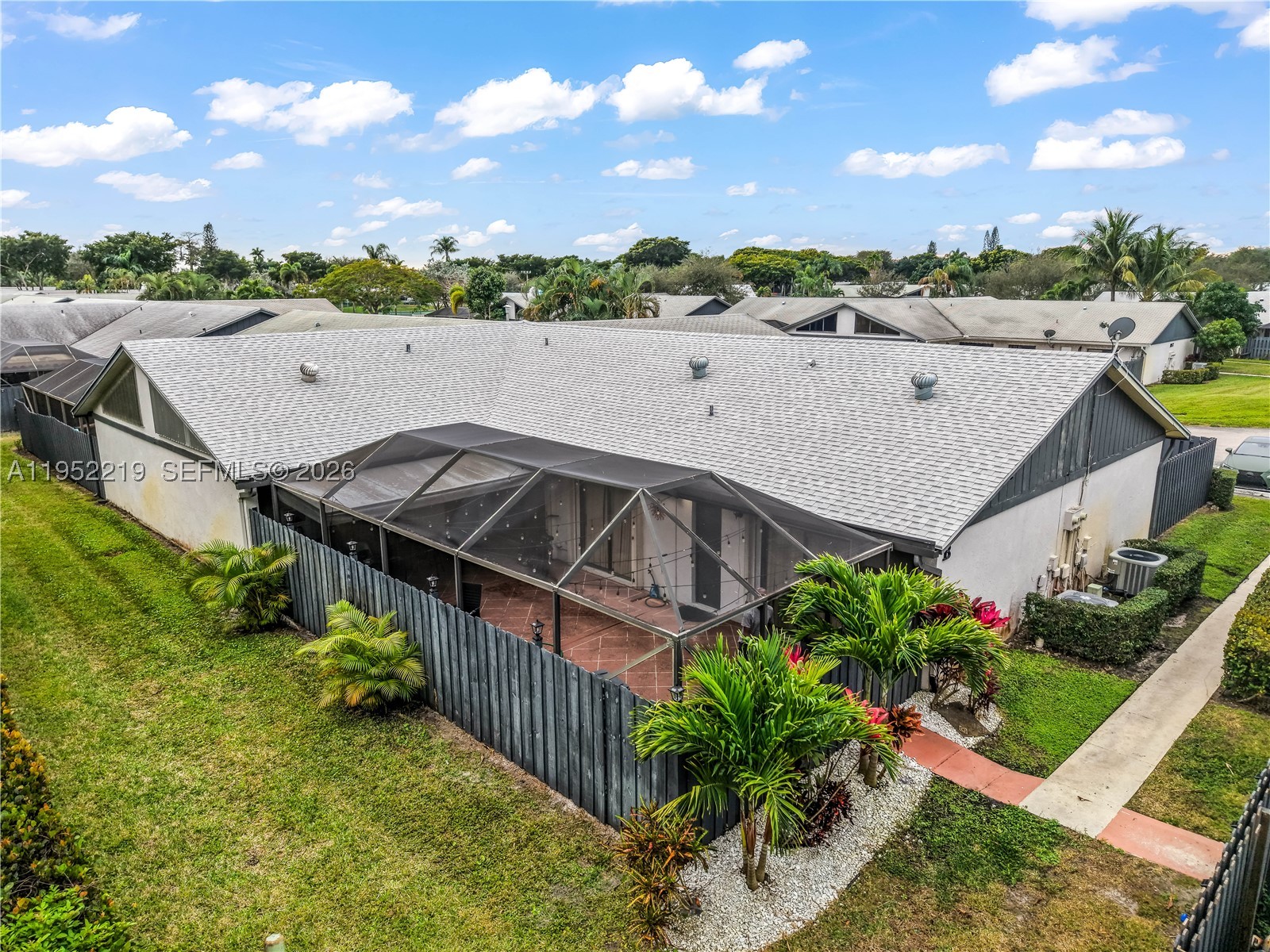 1050 Summit Trail Cir B