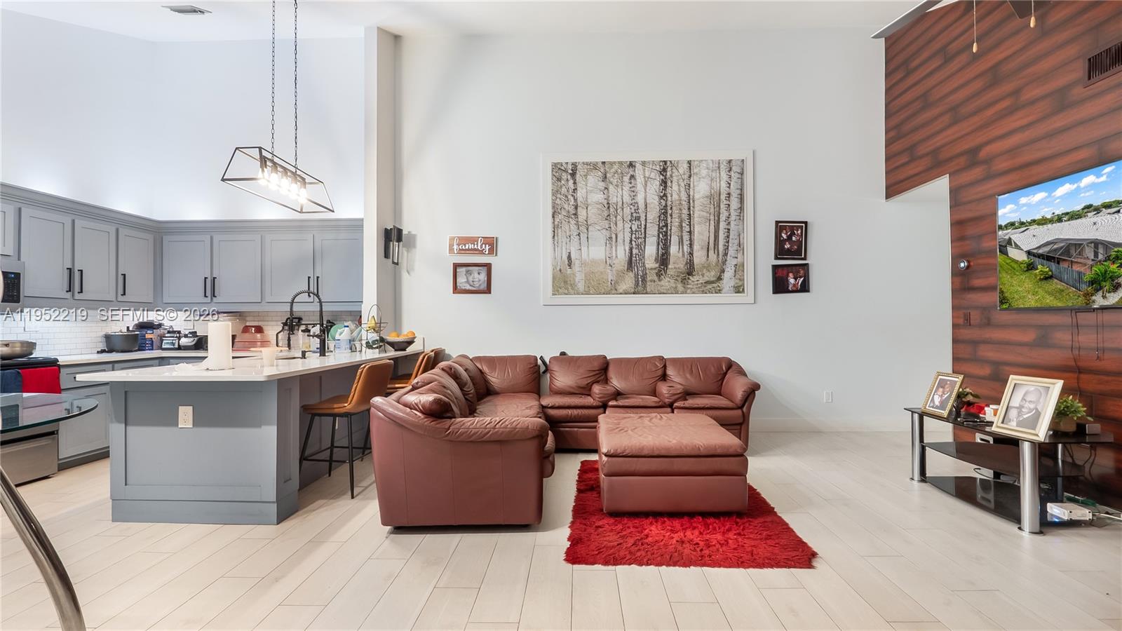 SUMMIT PINES UNIT 3 - Residential