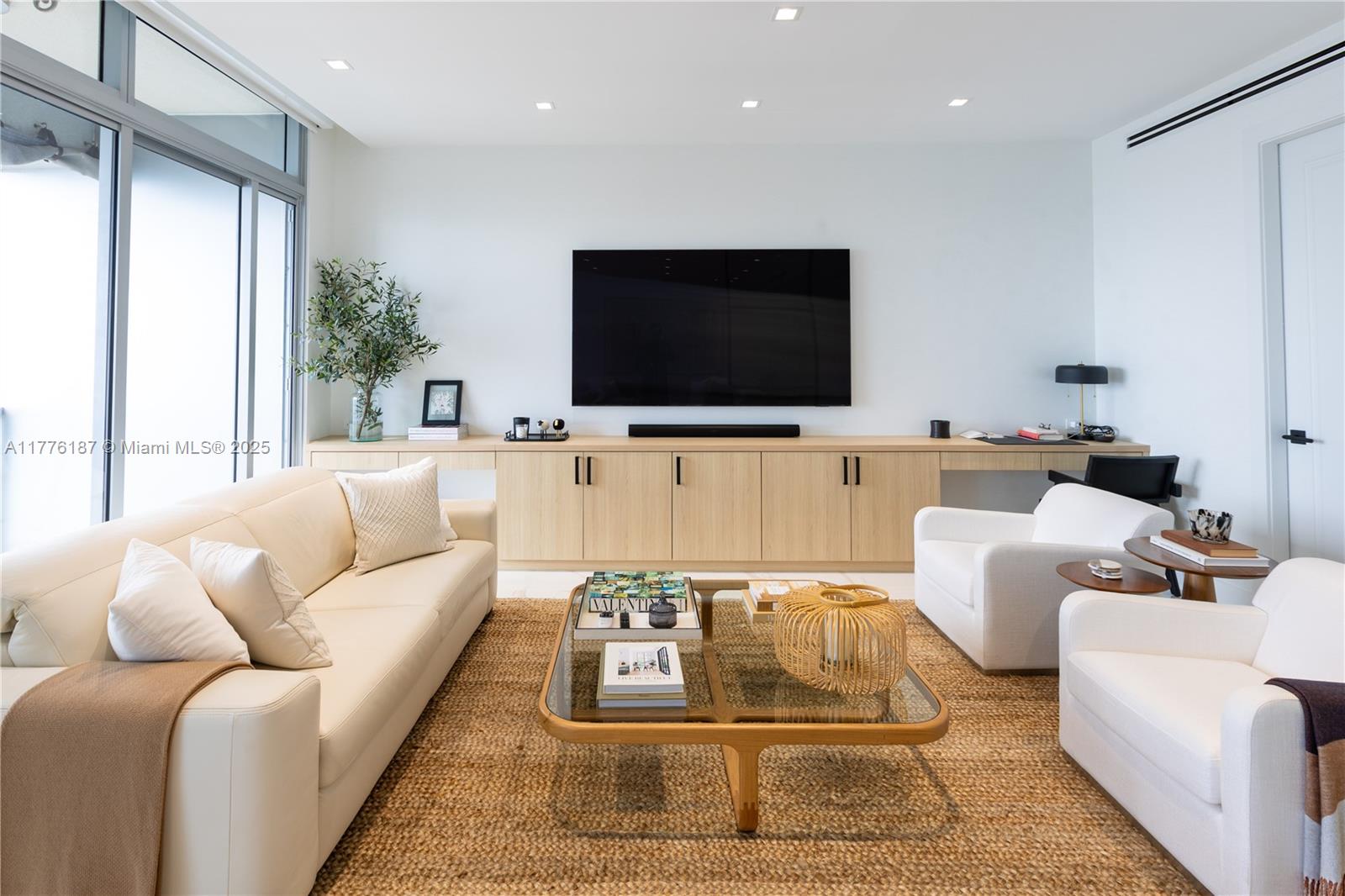 MILLENNIUM TOWER RESIDENC - Residential