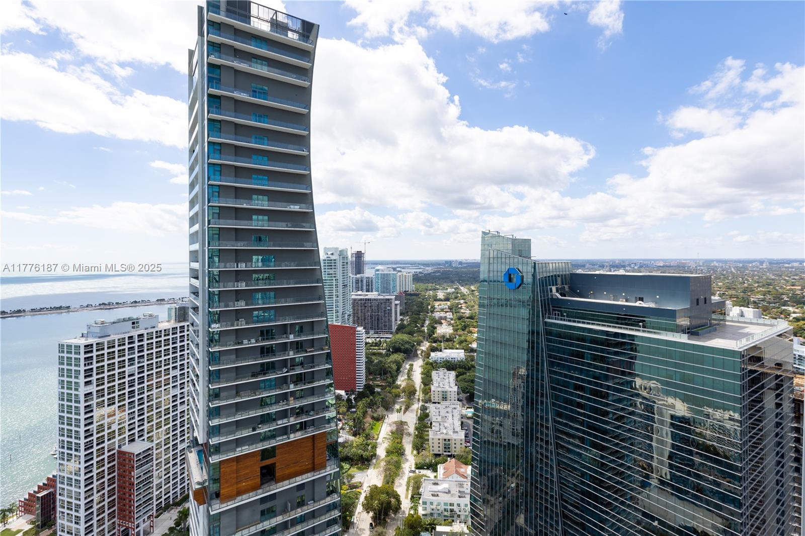 MILLENNIUM TOWER RESIDENC - Residential