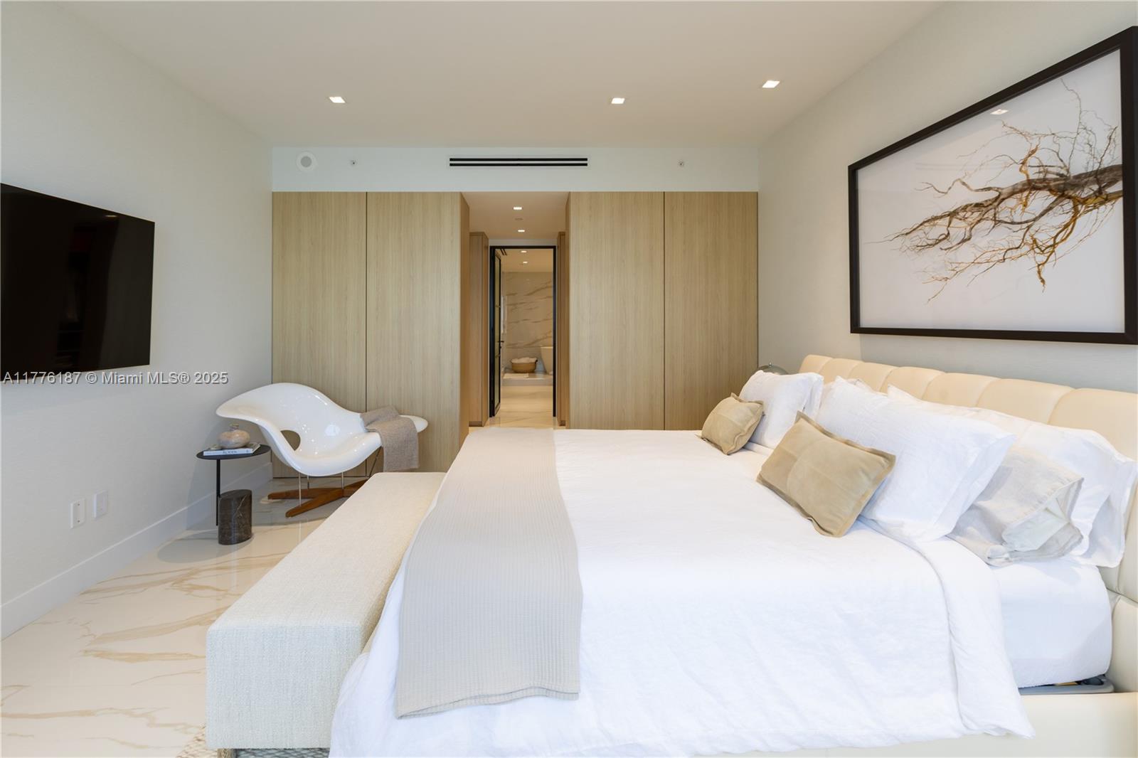 MILLENNIUM TOWER RESIDENC - Residential