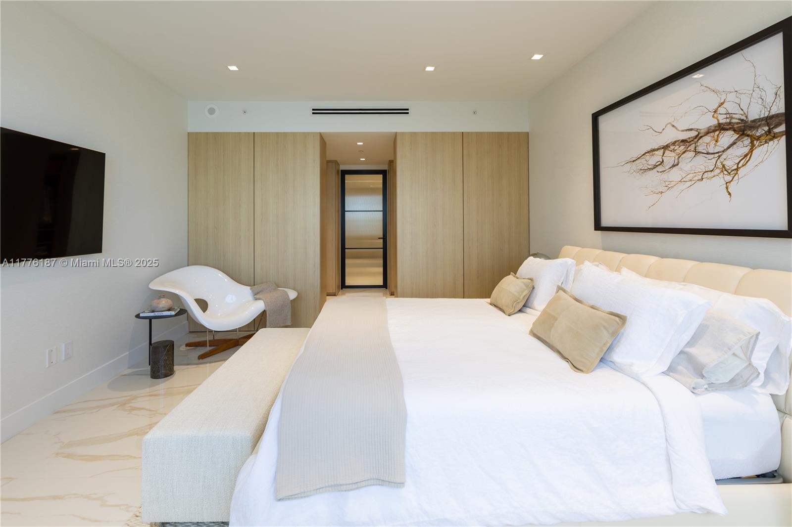 MILLENNIUM TOWER RESIDENC - Residential